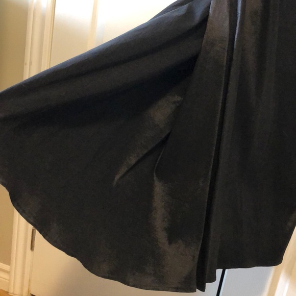 Jessica McClintock Floor length gown & small train - Picture 2 of 2